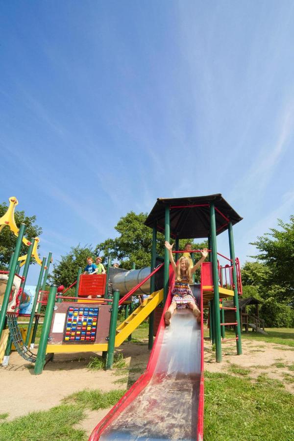 Holiday Complex Schuldt, Behrensdorf Bagian luar foto